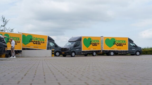 Afbeelding behorende bij Eerste Renaults Master E-Tech geleverd aan Jumbo 